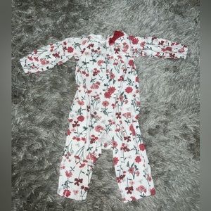 Carter’s Just One You Baby Girl Floral Jumpsuit- White 18 months